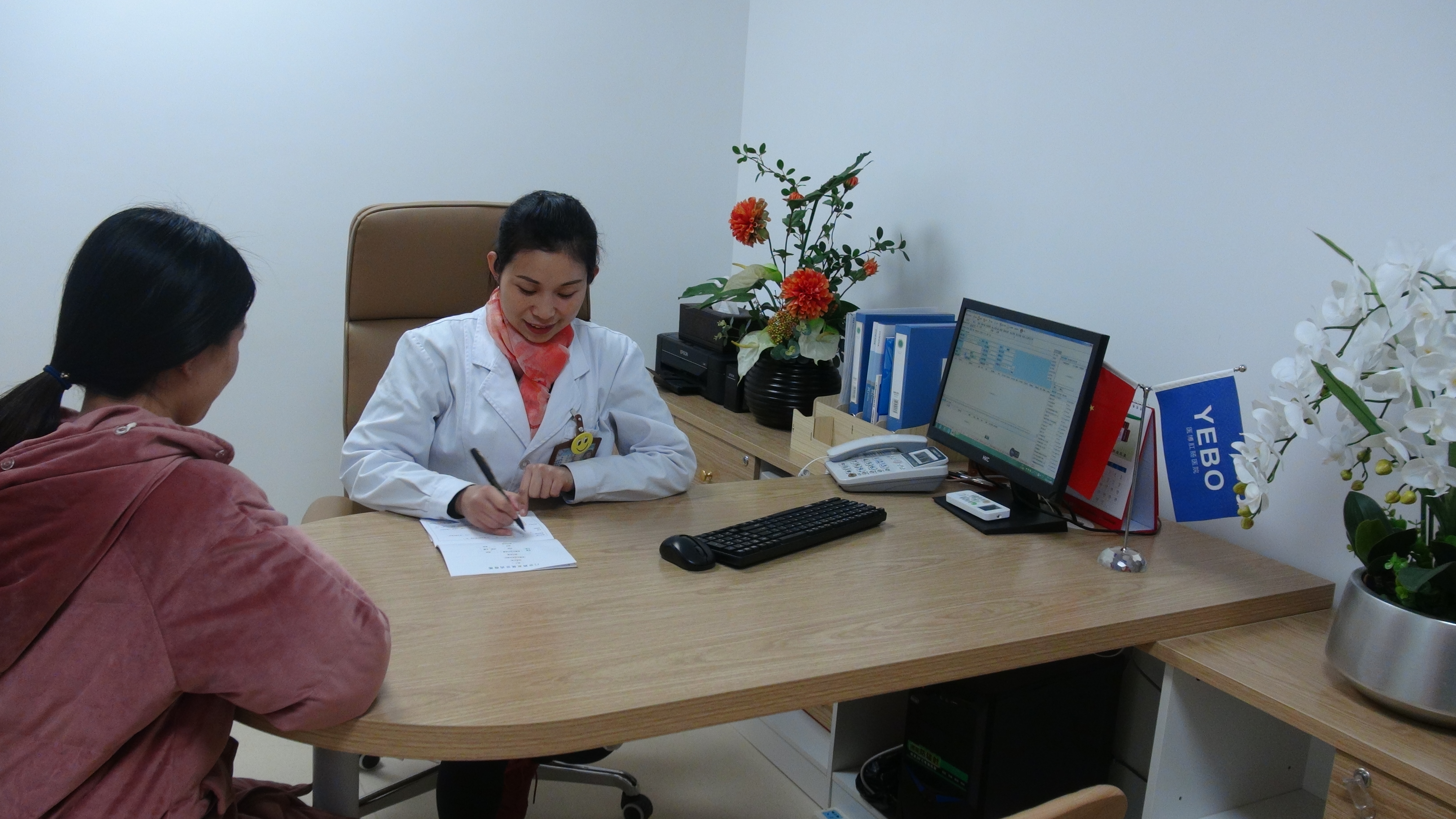 南寧醫(yī)博醫(yī)院微創(chuàng)技術(shù)治痔瘡靠譜嗎？